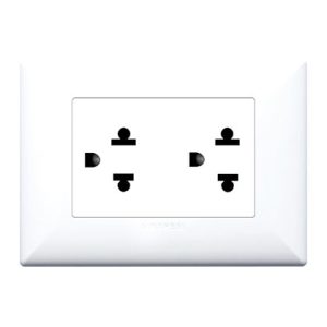 TOMACORRIENTE DUPLEX UNIVERSAL CON TIERRA S17 PLACA BLANCA Y DADOS BLANCOS SINTHESI