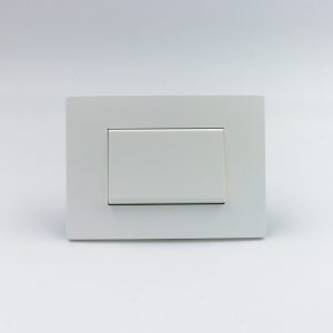 CONMUTADOR DE 3 VIAS SIMPLE TECLON S33 PLACA BLANCA MATE Y DADO S22 BLANCO SINTHESI