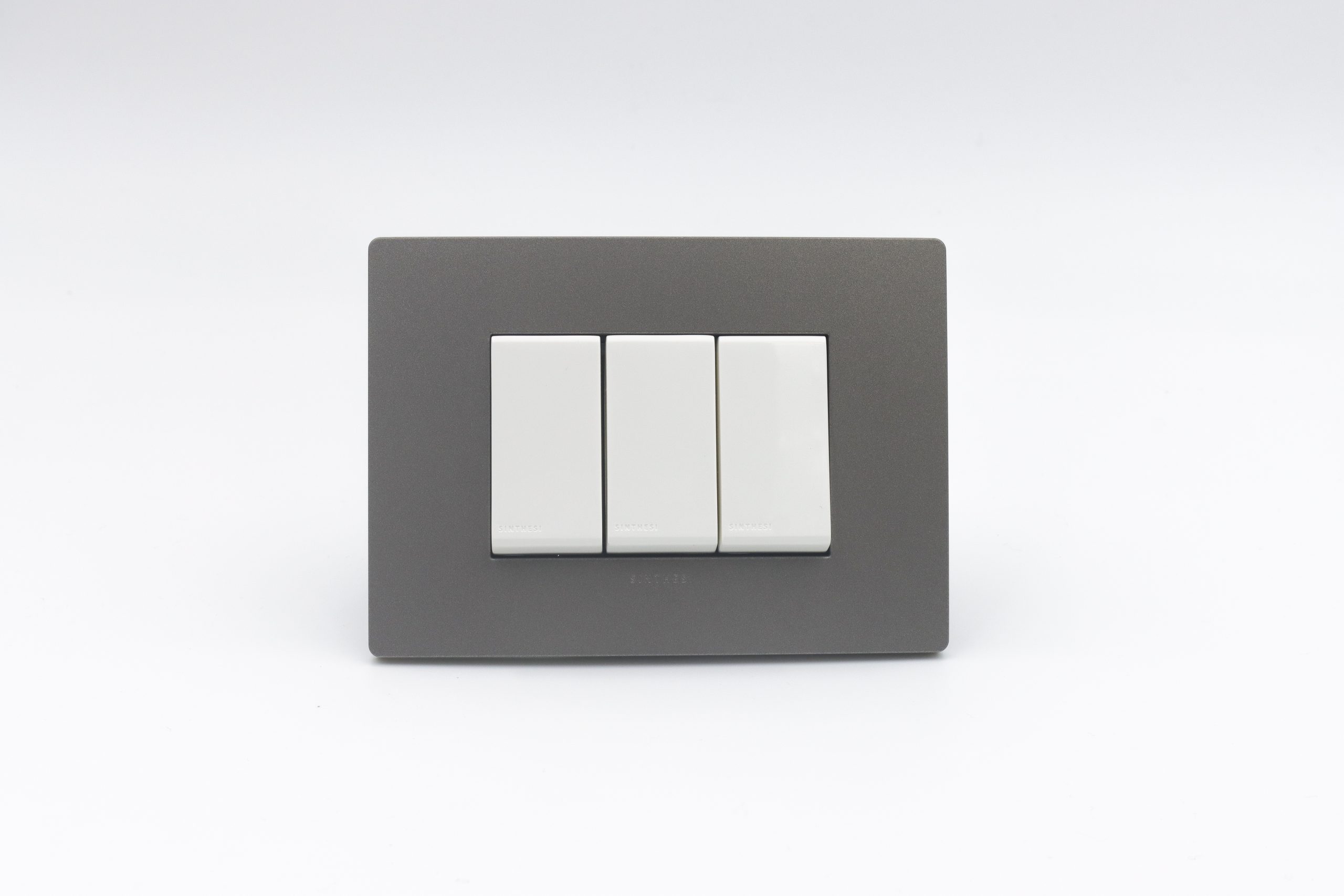 INTERRUPTOR TRIPLE S33 PLACA PIEDRA Y DADOS S22 BLANCOS SINTHESI