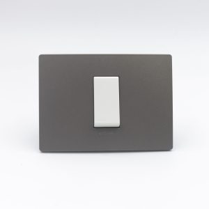 PULSADOR PARA TIMBRE SIMPLE S33 PLACA PIEDRA Y DADO S22 BLANCO SINTHESI