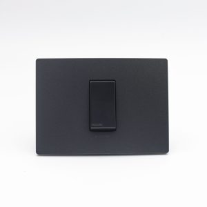 PULSADOR PARA TIMBRE SIMPLE S33 PLACA CARBON Y DADO S22 NOIR SINTHESI