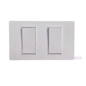 INTERRUPTOR DOBLE PLACA BLANCA Y DADOS BLANCOS SANDAY